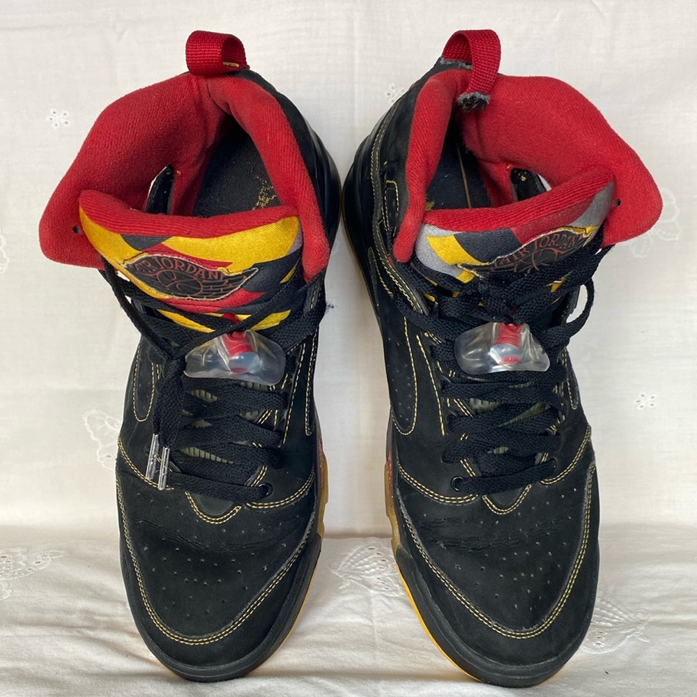 AIR JORDAN’S. SIXTY PLUS ATLANTA HAWKS. BLACK, RED, YELLOW AND GRAY. SIZE:11 1/2